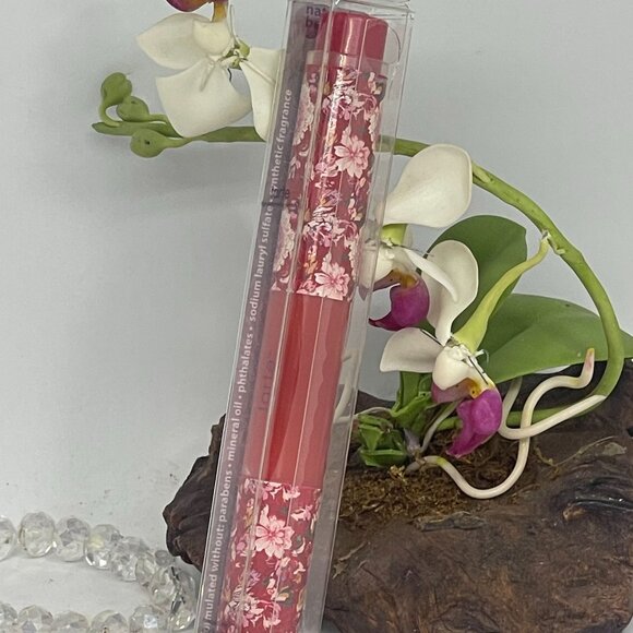 Tarte Maracuja Divine Shine Lip Gloss - Natural Beauty - Full Size - New in Box - Picture 3 of 5